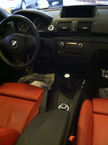 BMW 1-Series 2011 photo 1