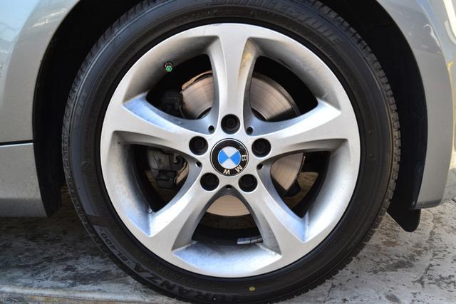 BMW 1 series 2009 photo 1