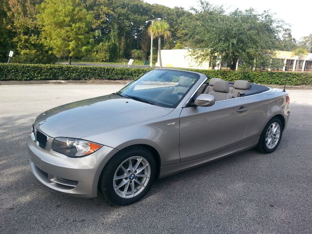 BMW 1 series 2.5L SE Convertible