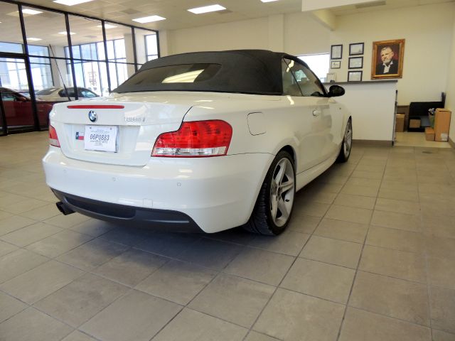 BMW 1 series 2008 photo 4