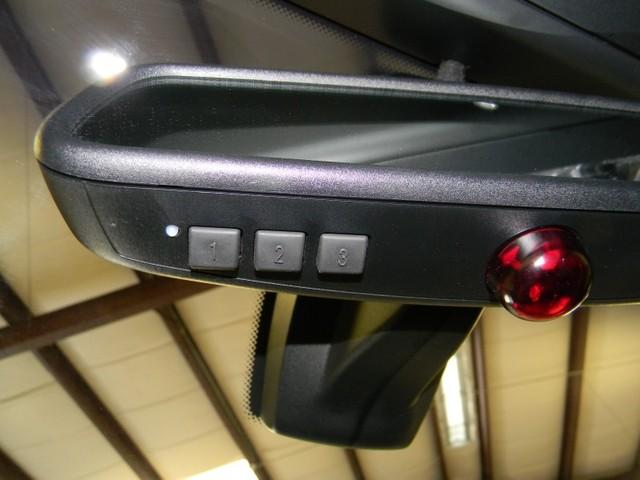 BMW 1 series CREW CAB - Clean Carfax--4x4 Convertible