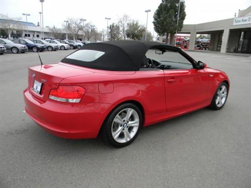 BMW 1 series 2010 photo 1