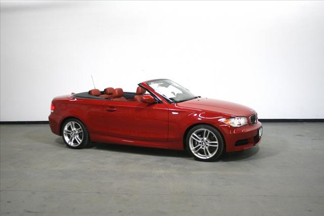 BMW 1 series 2010 photo 1