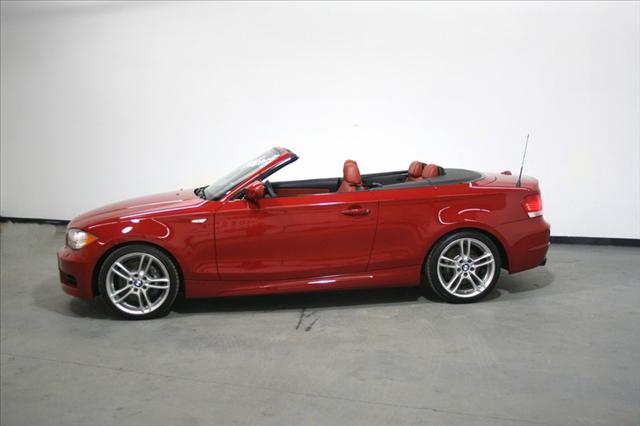 BMW 1 series 2010 photo 2