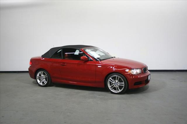 BMW 1 series 2010 photo 3