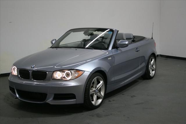 BMW 1 series 2010 photo 2