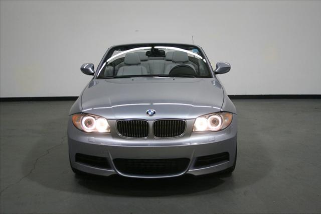 BMW 1 series 2010 photo 3