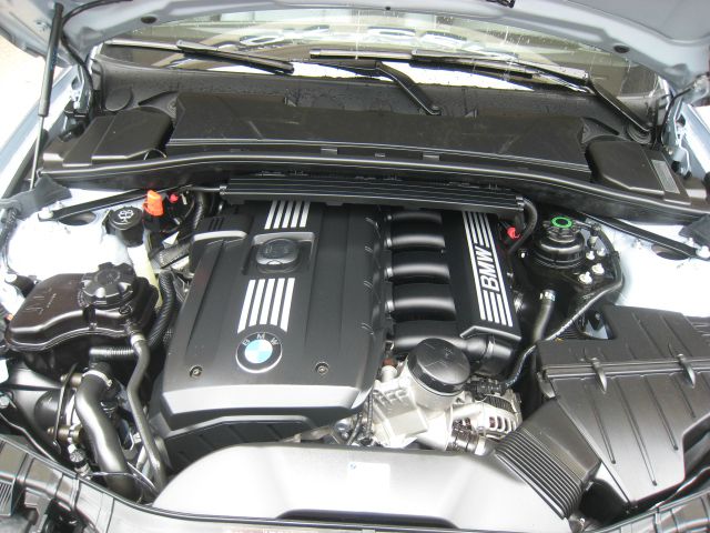 BMW 1 series 2010 photo 23