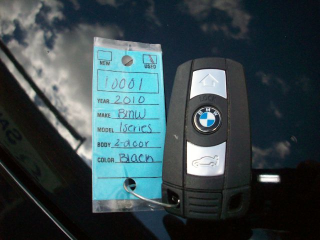 BMW 1 series 2010 photo 0