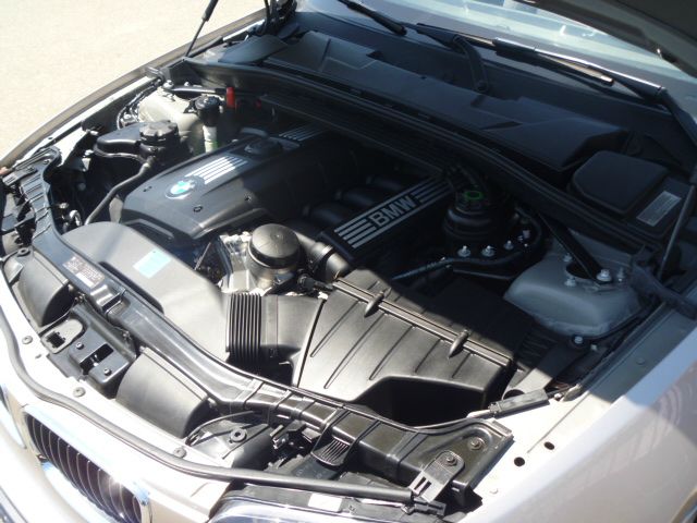 BMW 1 series 2010 photo 2