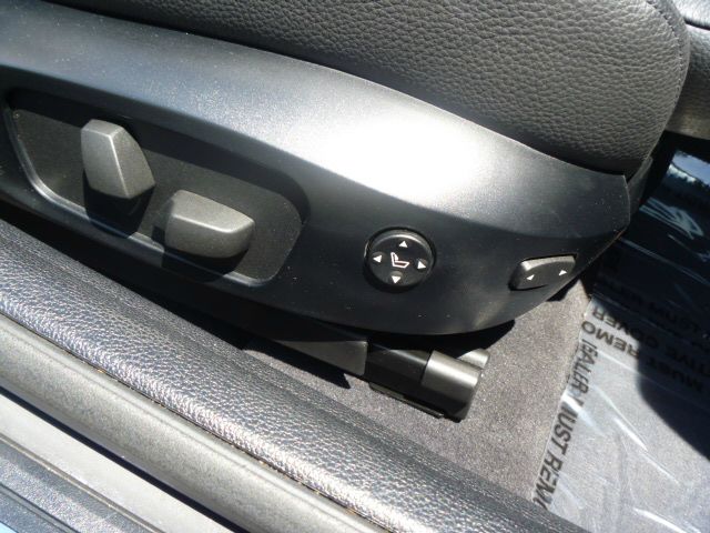 BMW 1 series 2010 photo 34