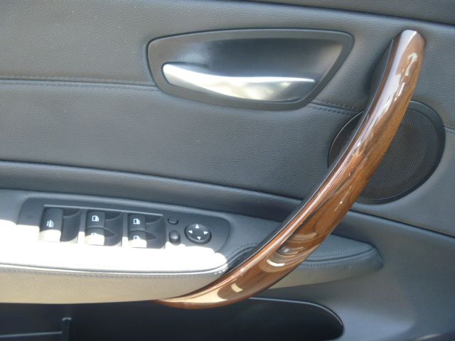 BMW 1 series 2010 photo 44