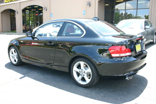 BMW 1 series 2011 photo 14