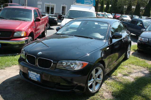 BMW 1 series 2011 photo 4
