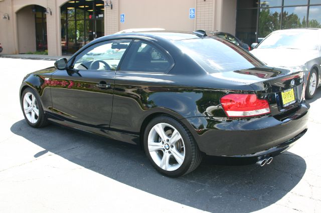 BMW 1 series 2011 photo 8