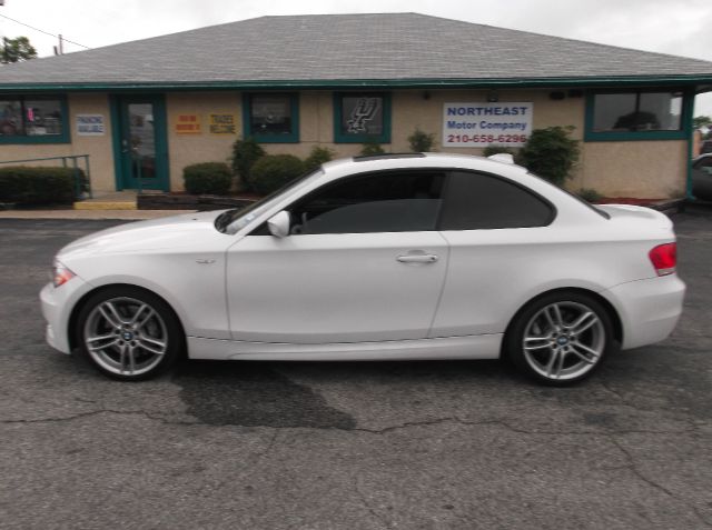 BMW 1 series 2012 photo 1