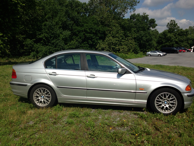 BMW 3-Series 1999 photo 2