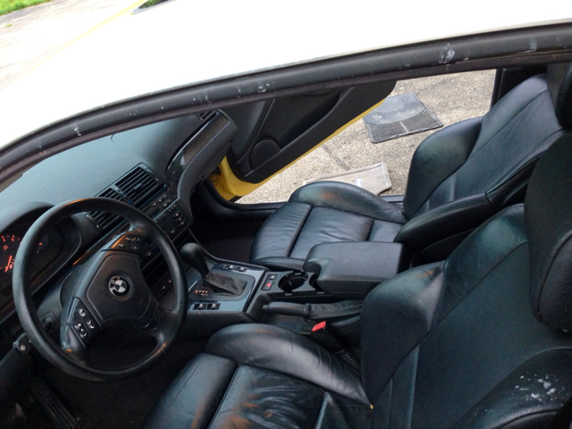 BMW 3-Series 2000 photo 2