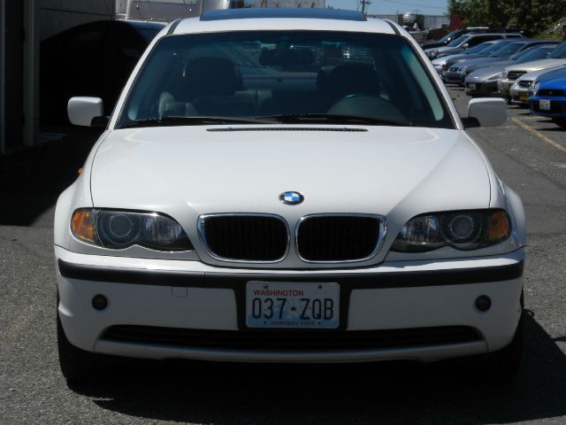 BMW 3-Series 2002 photo 1