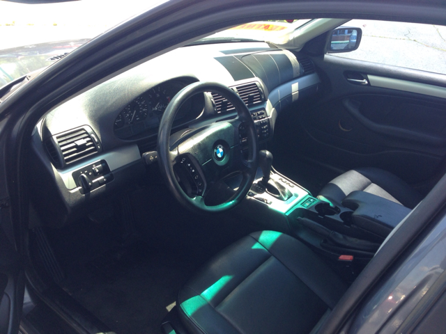 BMW 3-Series STX XL XLT FX2 Lariat Sedan