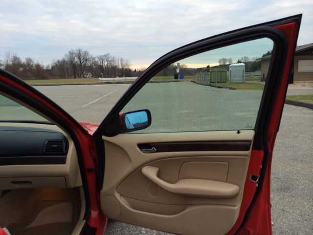 BMW 3-Series 2002 photo 1