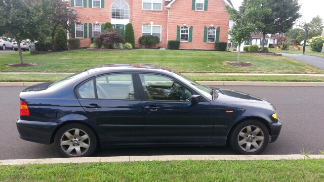 BMW 3-Series 2003 photo 1