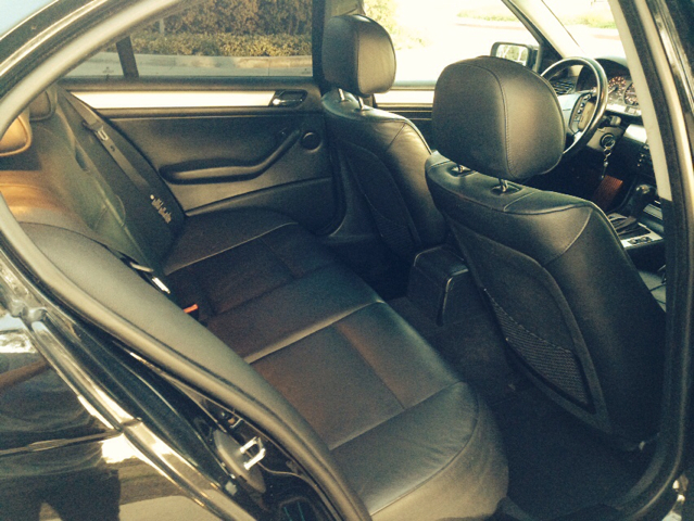 BMW 3-Series 2003 photo 2