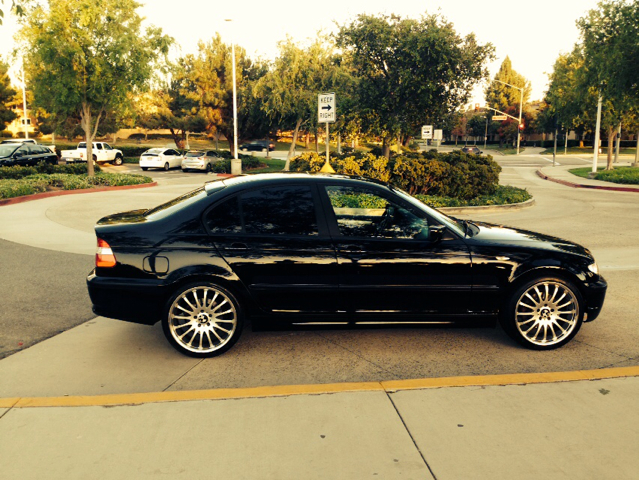 BMW 3-Series 2003 photo 3