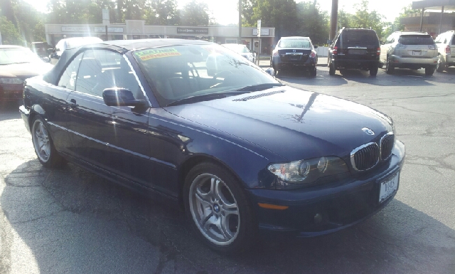 BMW 3-Series 2004 photo 2