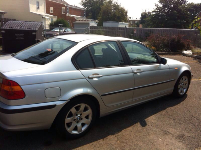 BMW 3-Series 2004 photo 3