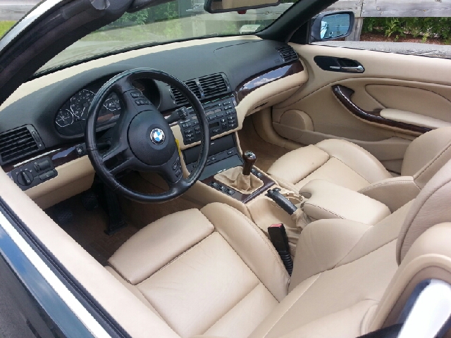 BMW 3-Series W/6-passenger Seating Convertible
