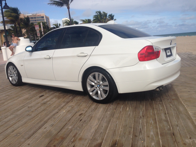 BMW 3-Series 2006 photo 1