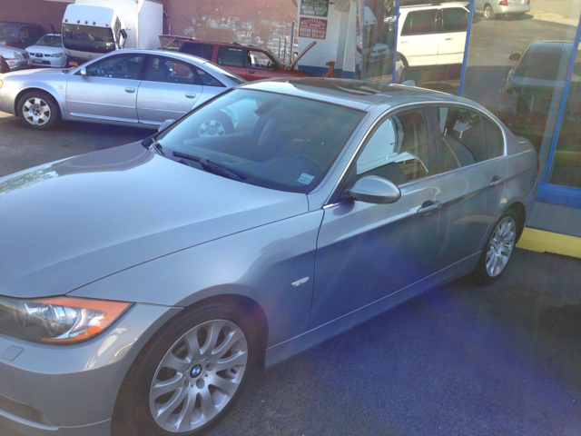BMW 3-Series 2006 photo 2