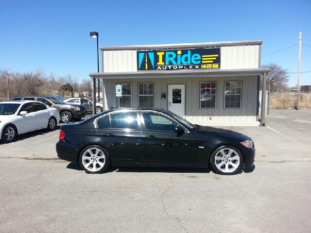 BMW 3-Series 2006 photo 1