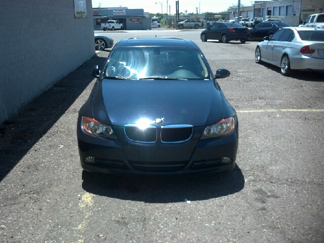 BMW 3-Series 2008 photo 2