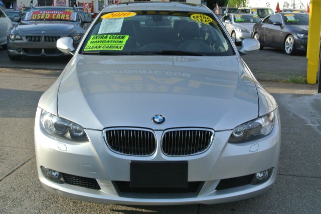 BMW 3-Series 2010 photo 3