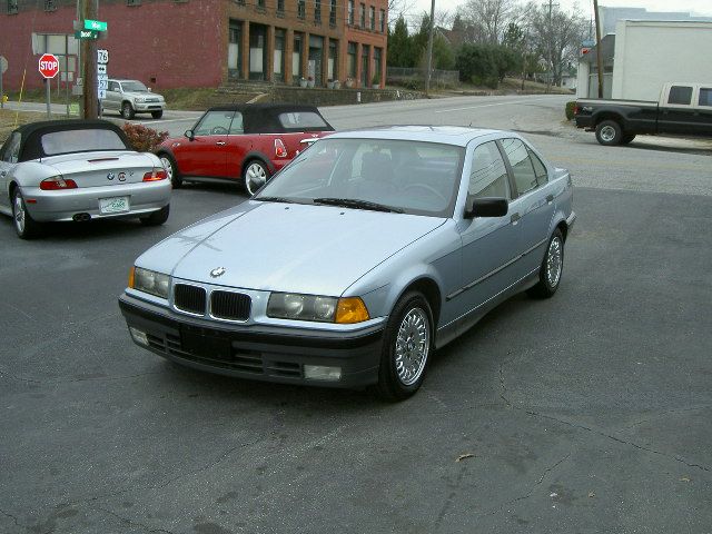 BMW 3 series 1992 photo 3