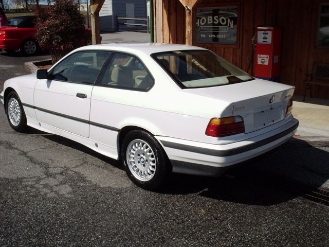 BMW 3 series 1994 photo 1