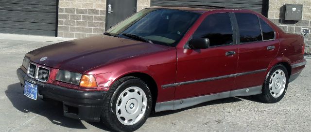 BMW 3 series 1994 photo 1