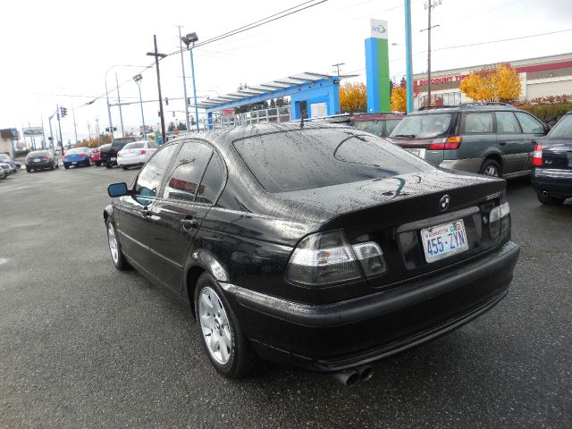 BMW 3 series 2.7L V6 Sedan