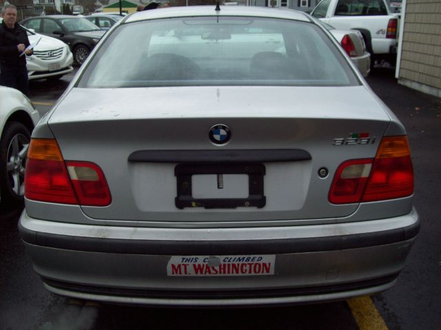 BMW 3 series 2.7L V6 Sedan