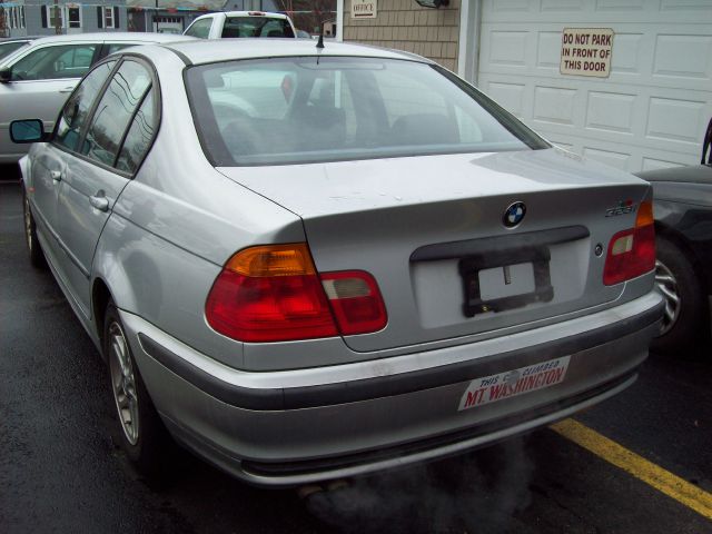 BMW 3 series 2000 photo 2