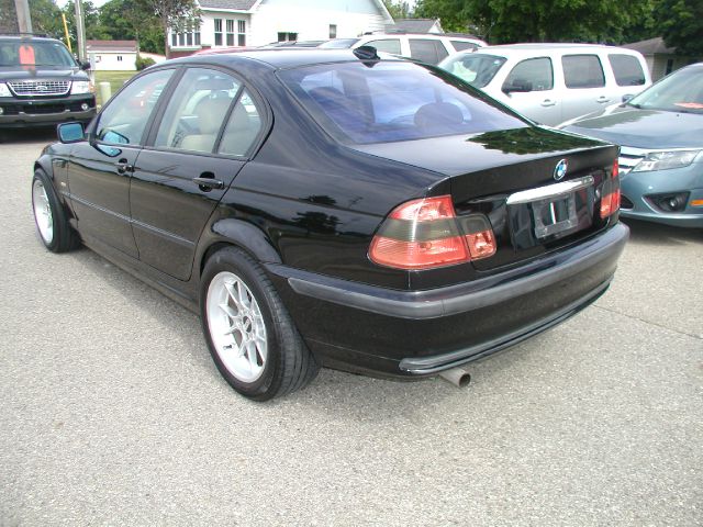 BMW 3 series 2000 photo 2
