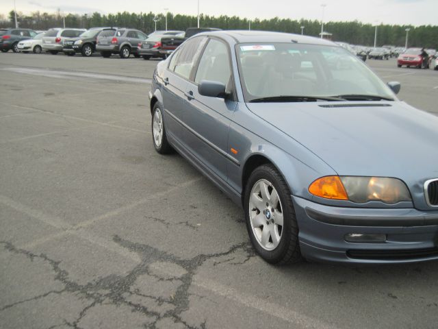 BMW 3 series 2001 photo 2