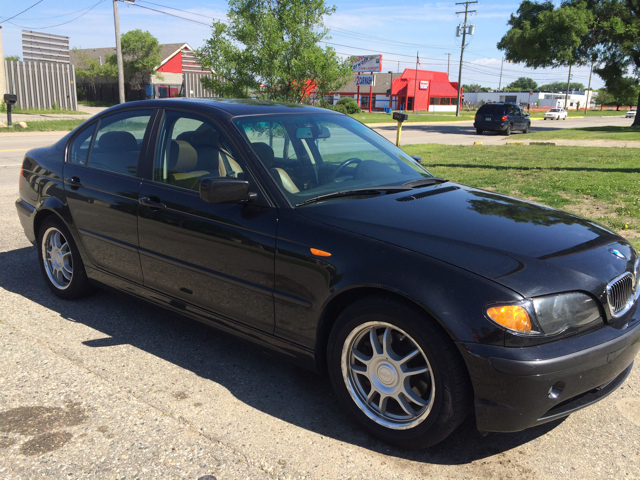 BMW 3 series 2002 photo 2