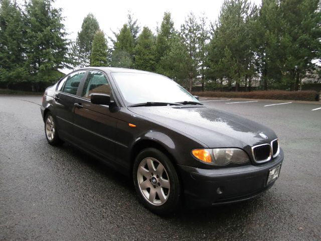 BMW 3 series 2003 photo 2