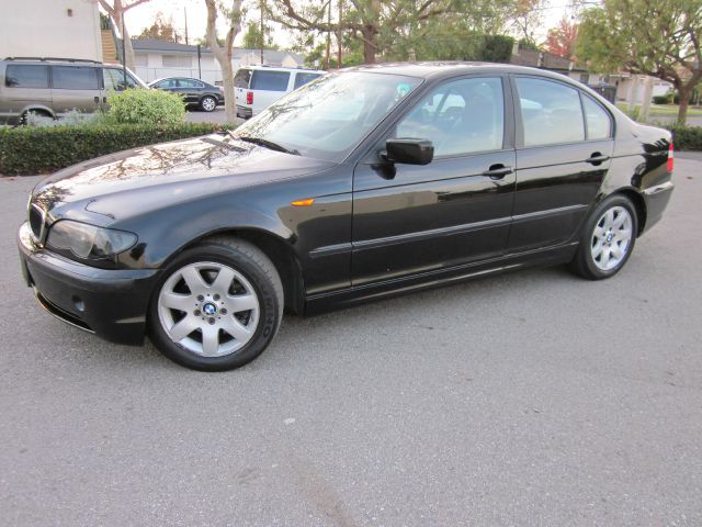 BMW 3 series 2003 photo 2