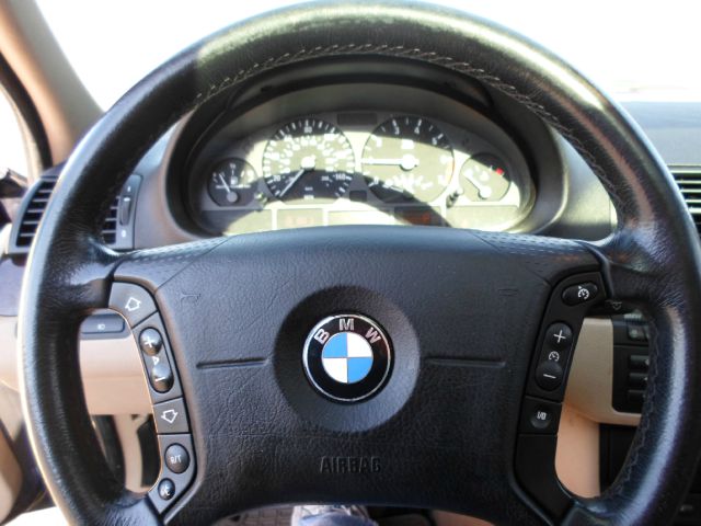 BMW 3 series 2003 photo 2