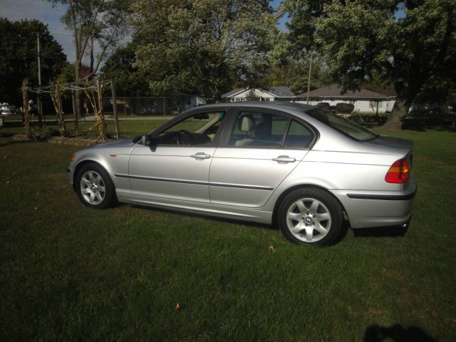 BMW 3 series 2003 photo 4