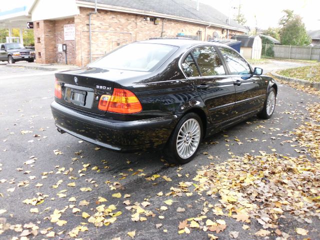 BMW 3 series 2003 photo 2